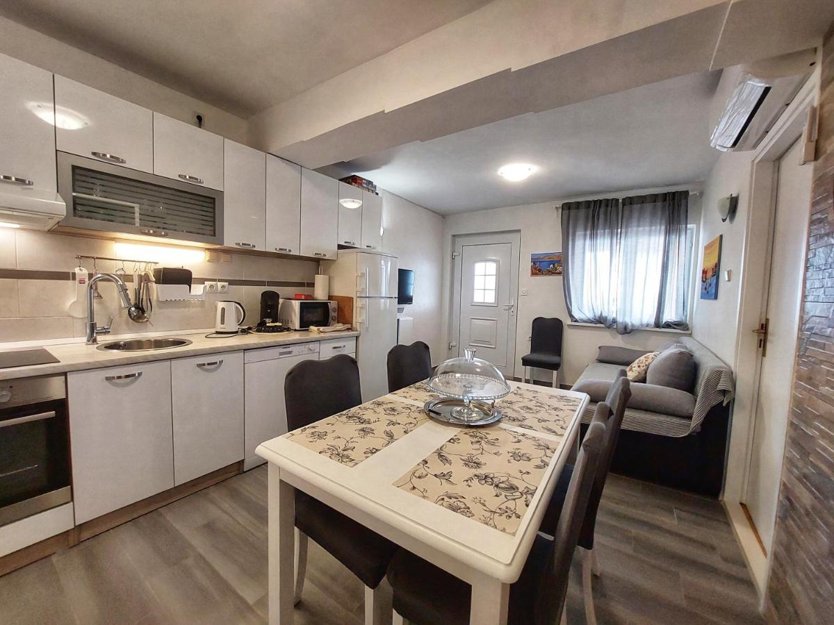 Apartments Dumic Crikvenica Eksteriør billede