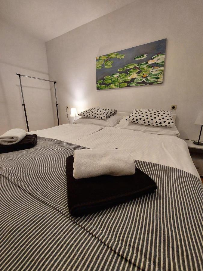 Apartments Dumic Crikvenica Eksteriør billede