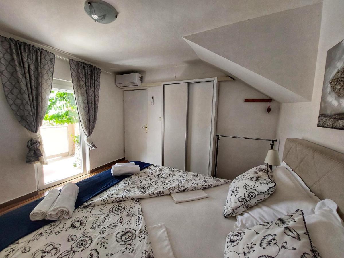 Apartments Dumic Crikvenica Eksteriør billede